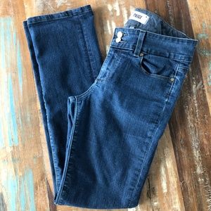 Paige "Hidden Hills Straight" Size 28 EUC